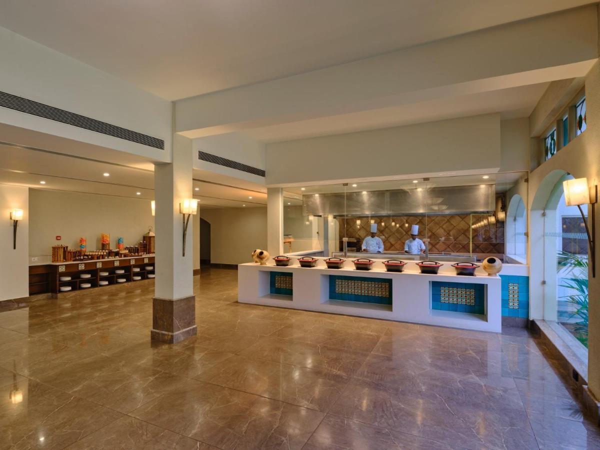 Holiday Inn Resort Goa By Ihg Cavelossim Exterior photo