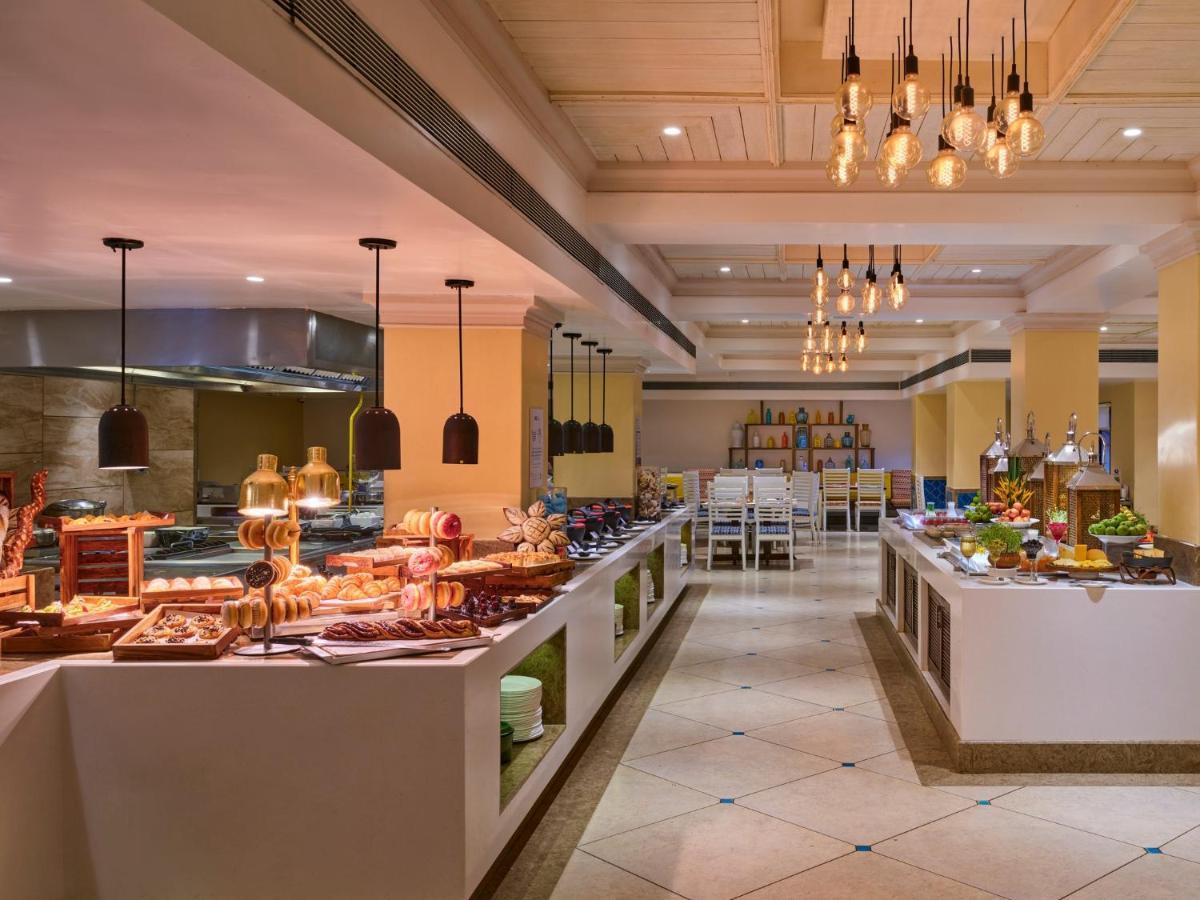 Holiday Inn Resort Goa By Ihg Cavelossim Exterior photo